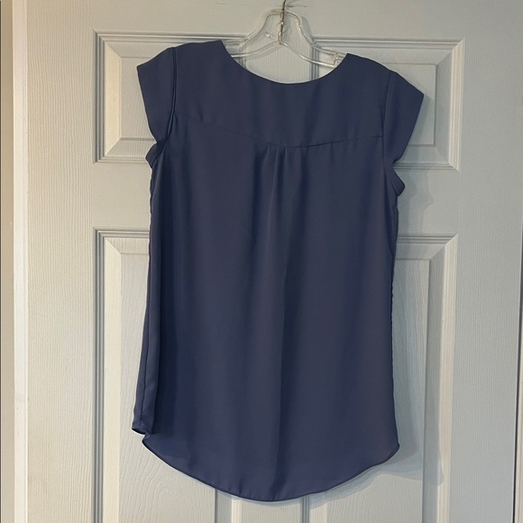 Reitmans Elegant lavender color Blouse - Picture 4 of 4